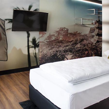 Tu Hotel By Wmm Hotels Tuningen Exteriör bild