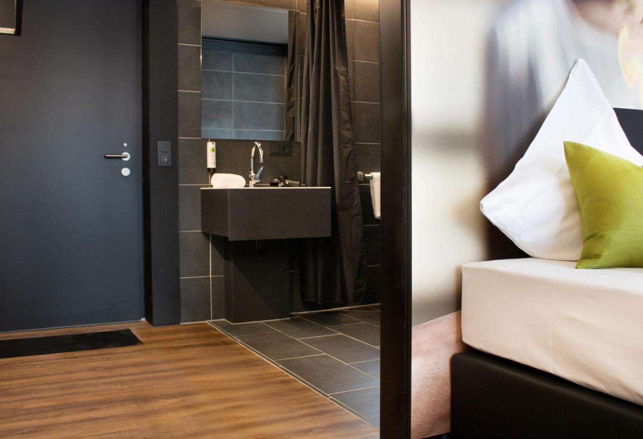 Tu Hotel By Wmm Hotels Tuningen Exteriör bild